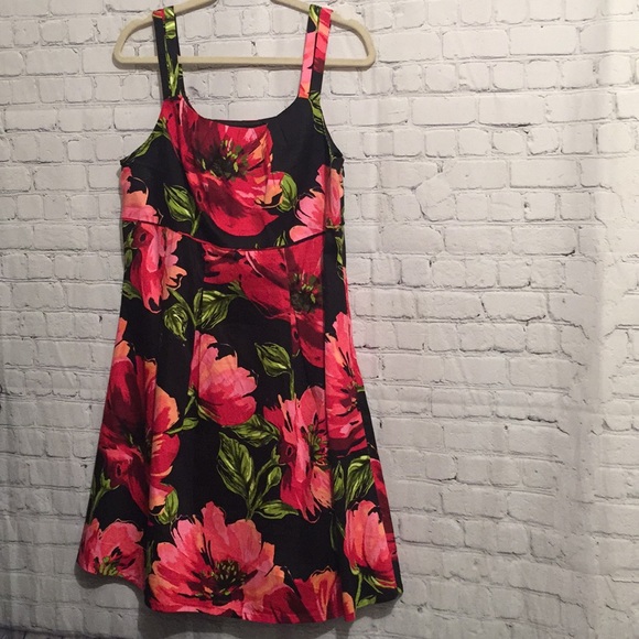 Lane Bryant Dresses & Skirts - Lane Bryant Floral SunDress